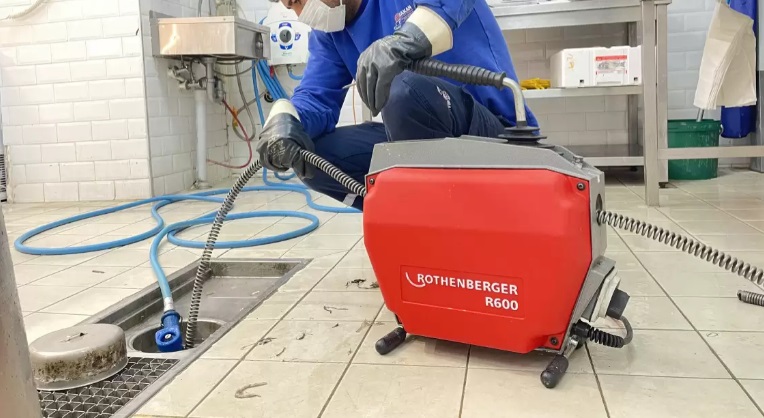 Bakırköy Tesisatci Gider Mutfak Açmak 